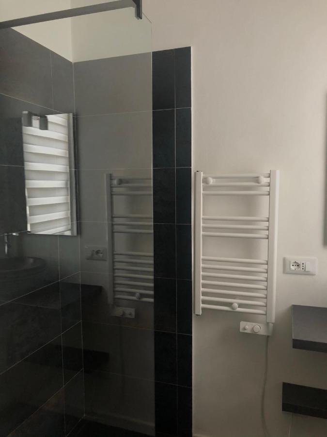 Blaxej, Nel Cuore Di Verona, Moderno Ed Elegante, 4 Posti Letto, Wi-Fi, Self Check In Apartment Luaran gambar