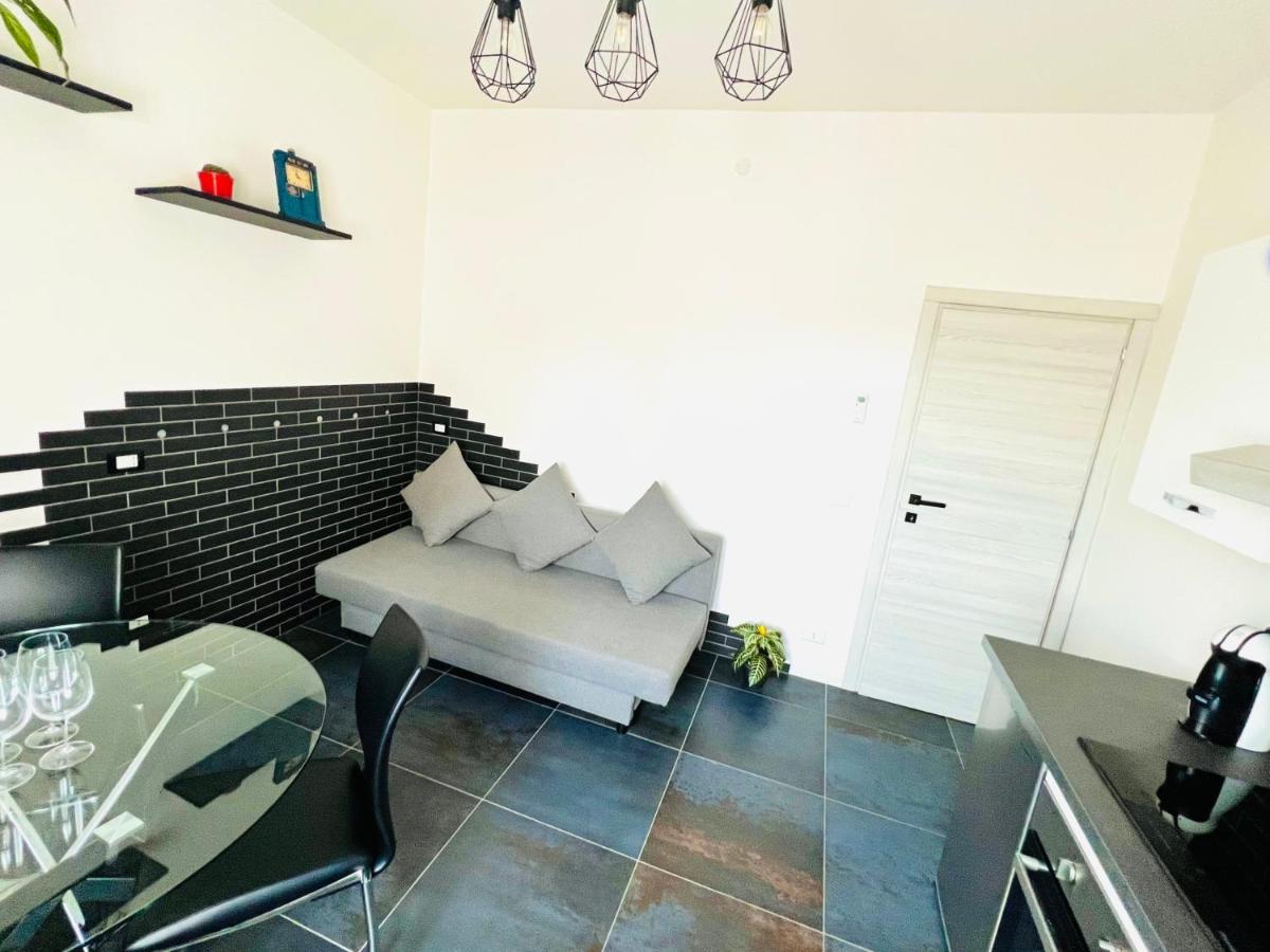 Blaxej, Nel Cuore Di Verona, Moderno Ed Elegante, 4 Posti Letto, Wi-Fi, Self Check In Apartment Luaran gambar