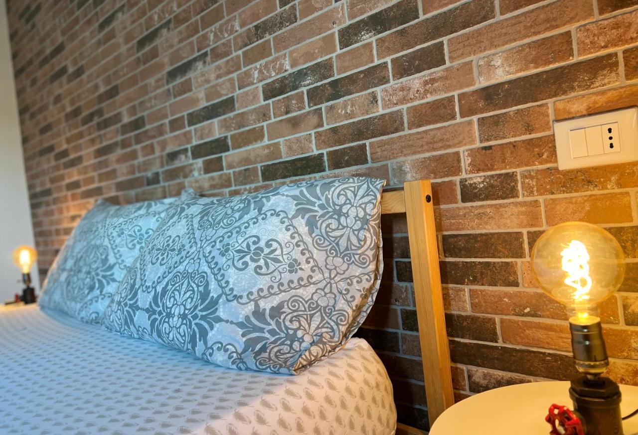 Blaxej, Nel Cuore Di Verona, Moderno Ed Elegante, 4 Posti Letto, Wi-Fi, Self Check In Apartment Luaran gambar